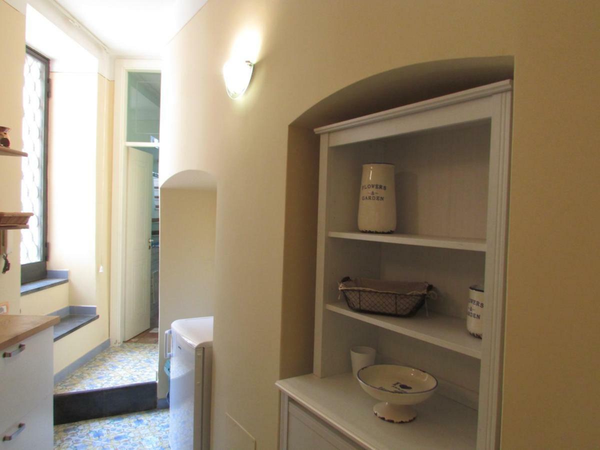 Apartamento Salerno Domus Claudia Exterior foto