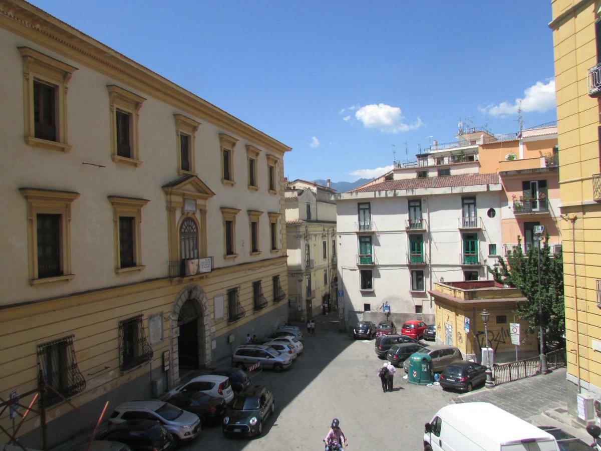 Apartamento Salerno Domus Claudia Exterior foto